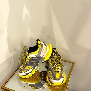 Authentic Balenciagas women stylish sneakers